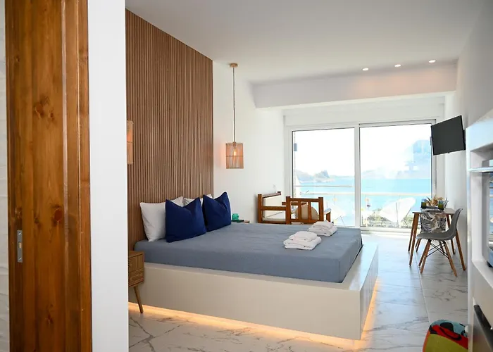 Platanos Apartment *