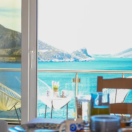 Platanos شقة Skaliá