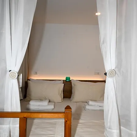 Apartament Platanos *